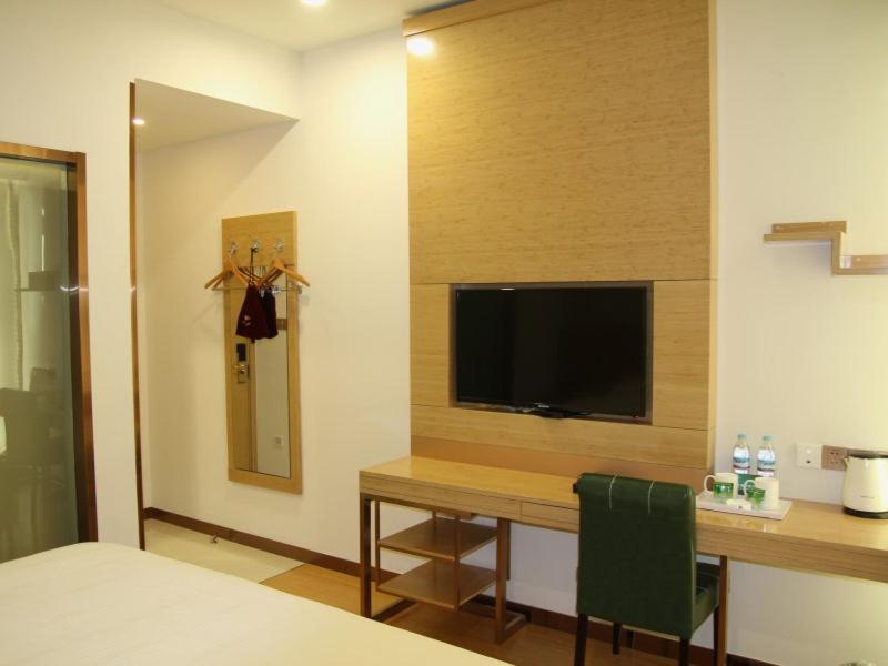 Greentree Inn Shandong Jinan Gaoxin District South Gongye Road Middle Aoti Road Express Hotel Eksteriør billede