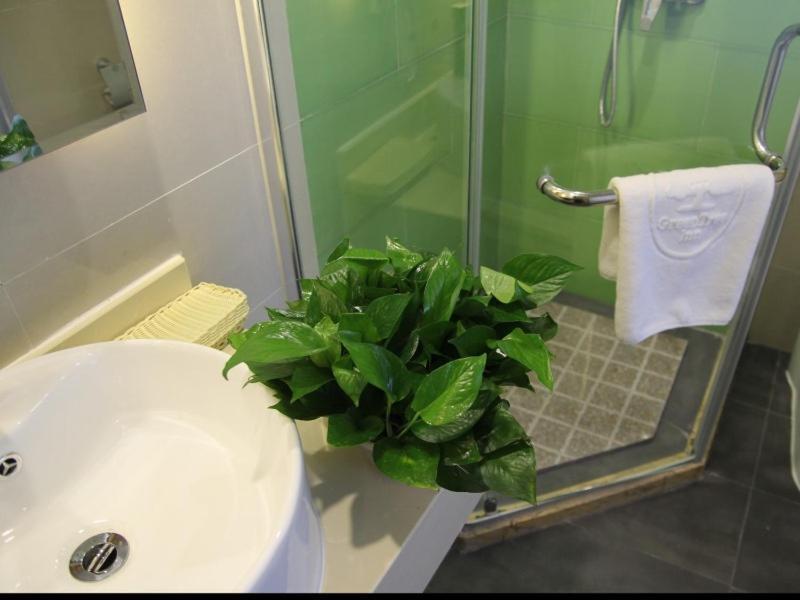 Greentree Inn Shandong Jinan Gaoxin District South Gongye Road Middle Aoti Road Express Hotel Eksteriør billede