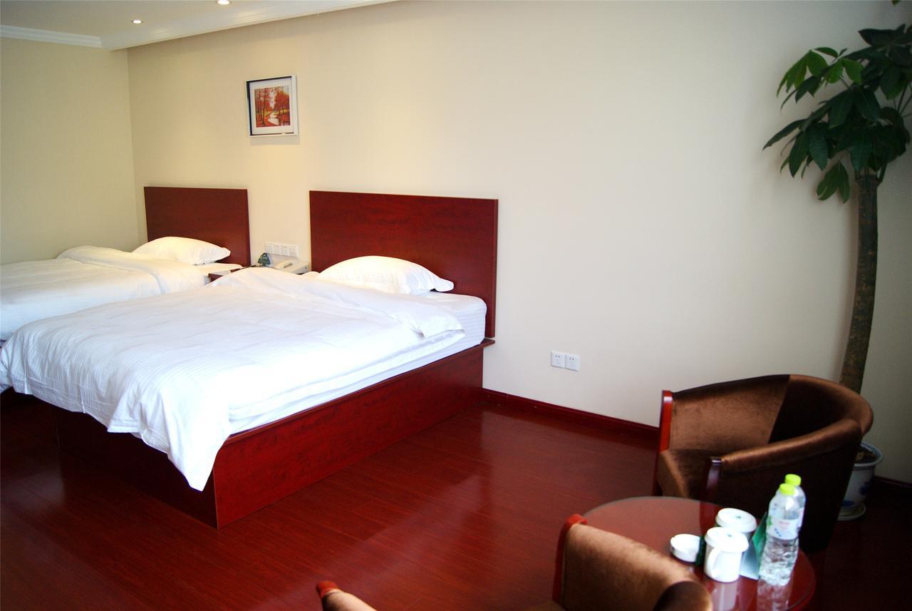 Greentree Inn Shandong Jinan Gaoxin District South Gongye Road Middle Aoti Road Express Hotel Eksteriør billede