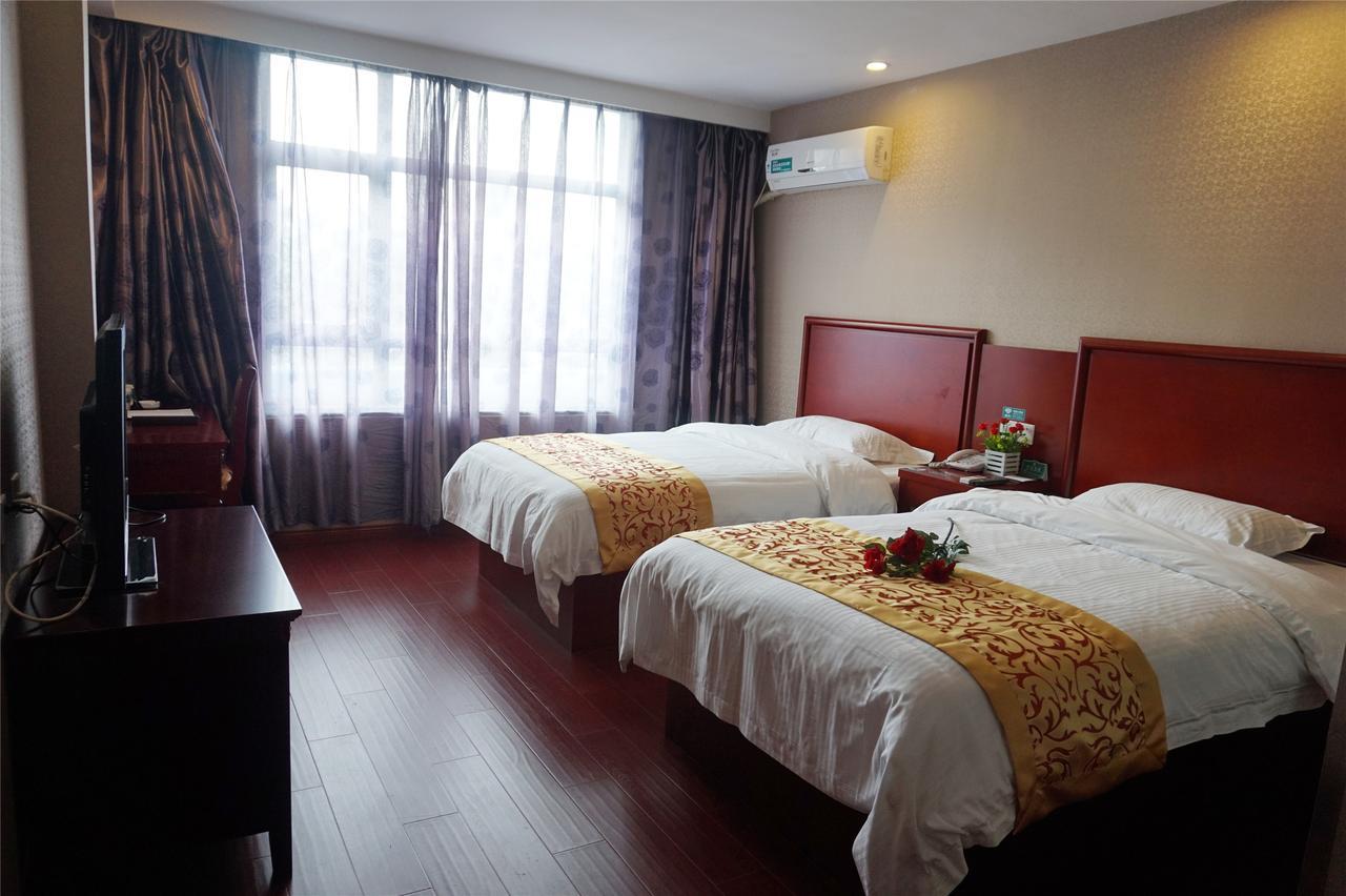 Greentree Inn Shandong Jinan Gaoxin District South Gongye Road Middle Aoti Road Express Hotel Eksteriør billede